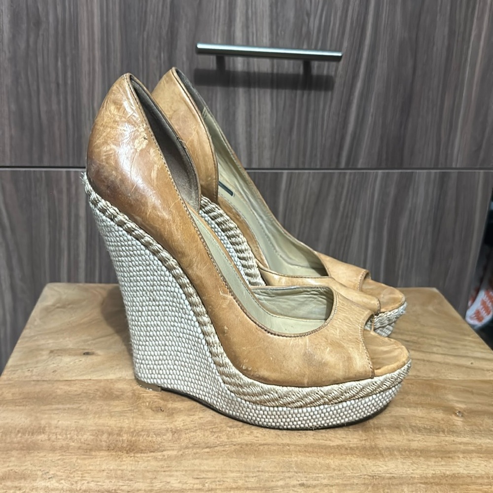 Rachel Zoe Wedges size 8.5